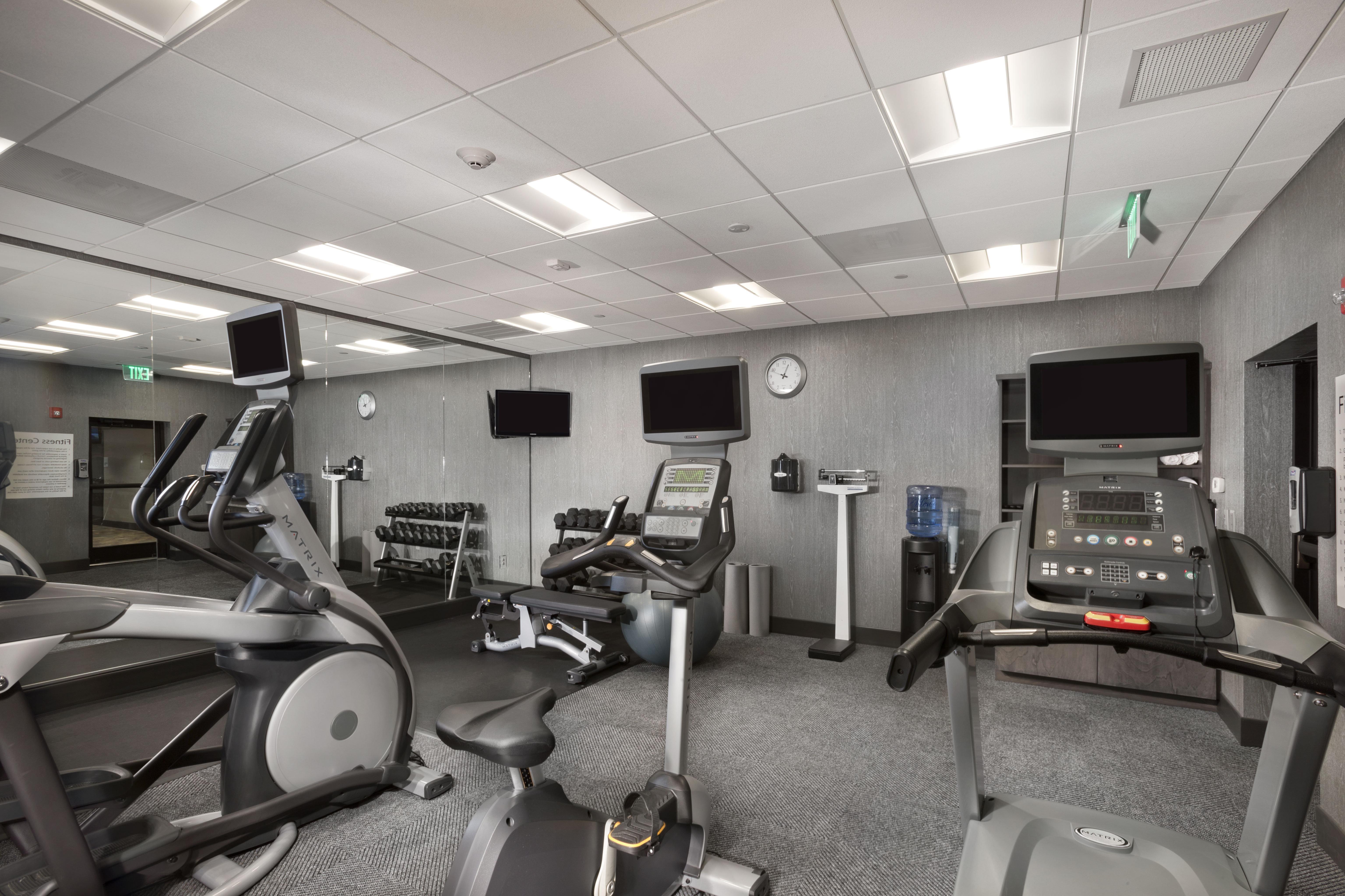 Holiday Inn Asheville East-Blue Ridge Pkwy By Ihg Ngoại thất bức ảnh