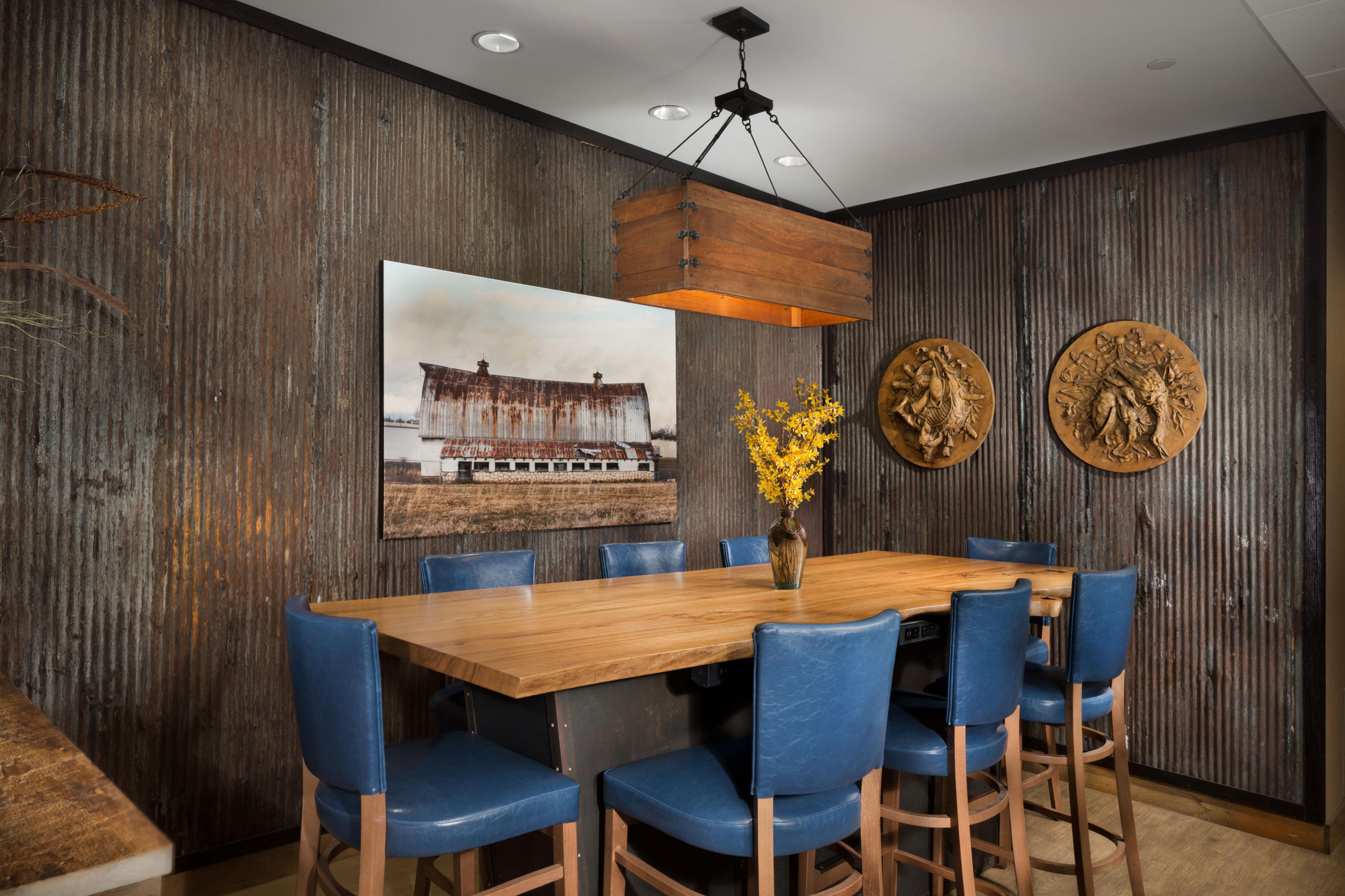 Holiday Inn Asheville East-Blue Ridge Pkwy By Ihg Ngoại thất bức ảnh