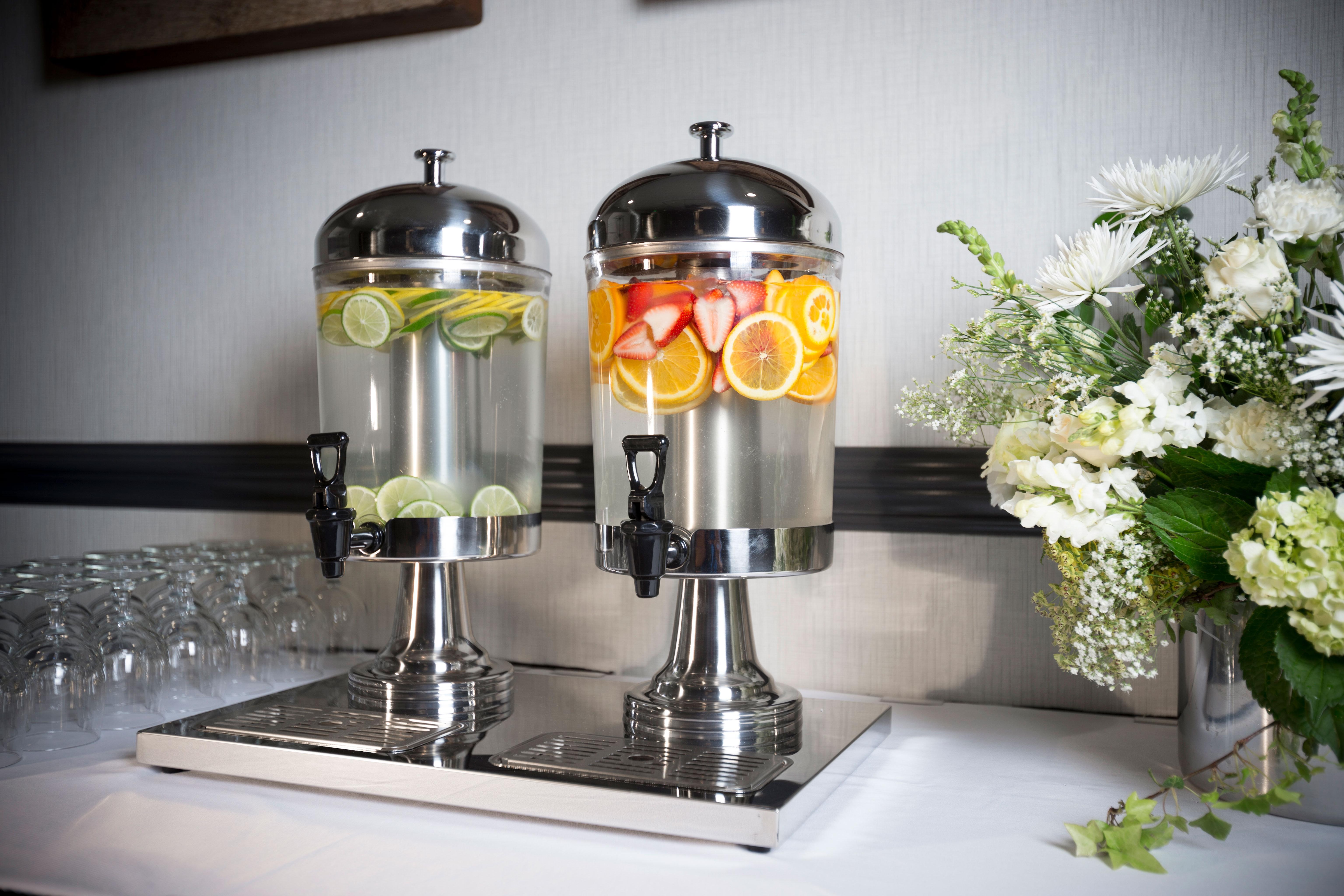 Holiday Inn Asheville East-Blue Ridge Pkwy By Ihg Ngoại thất bức ảnh