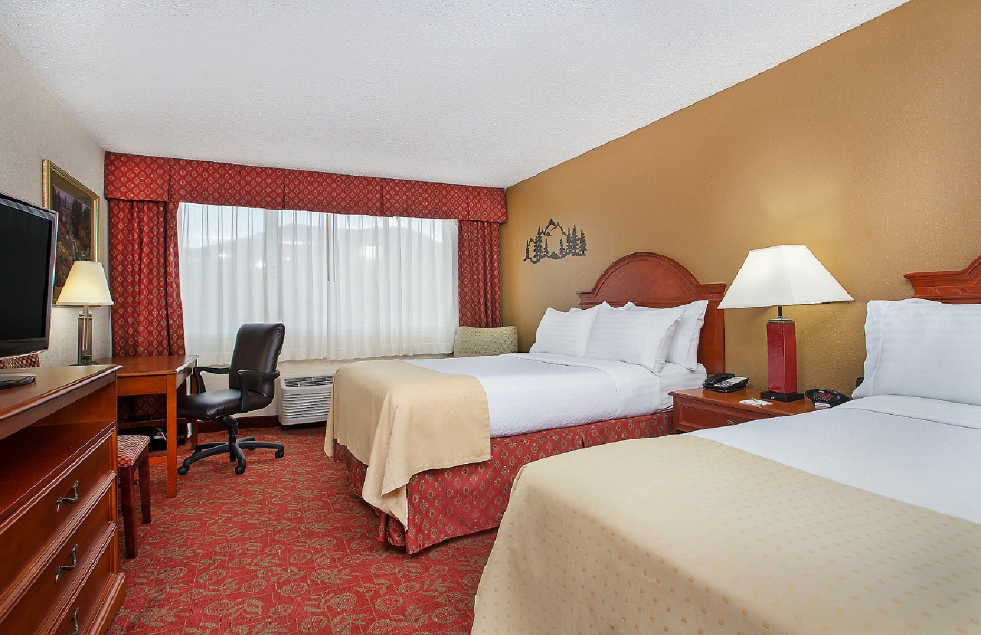 Holiday Inn Asheville East-Blue Ridge Pkwy By Ihg Ngoại thất bức ảnh