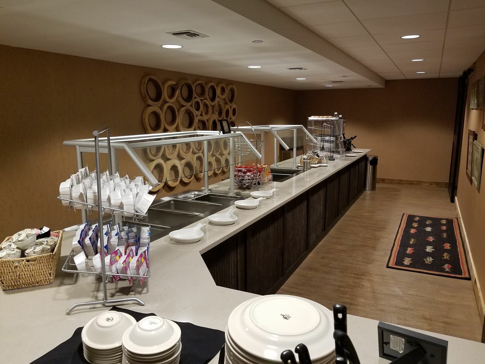 Holiday Inn Asheville East-Blue Ridge Pkwy By Ihg Ngoại thất bức ảnh